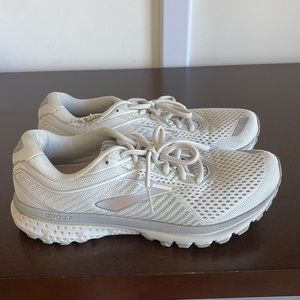 Brooks Ghost Running shoes